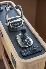 Helm controls with the benefit of joystick
